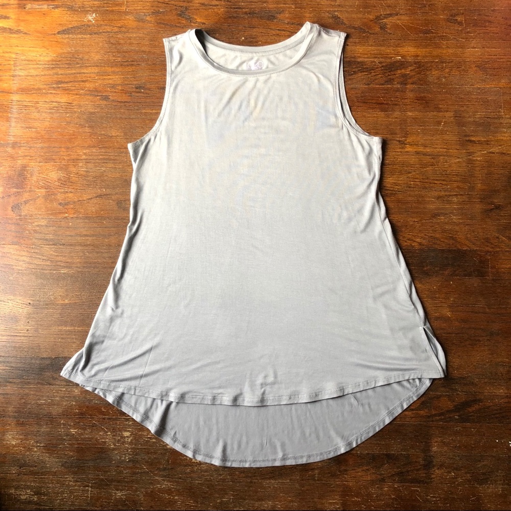 LOGO Layers Lori Goldstein Tank Size Large